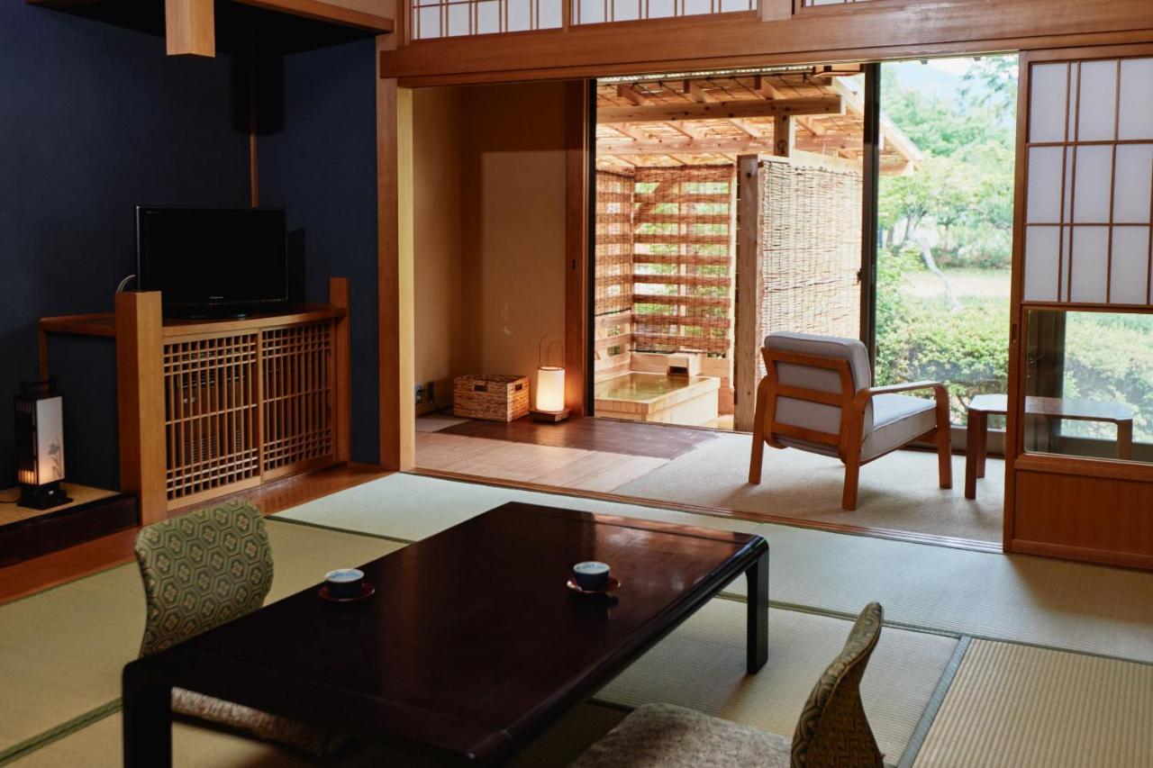 Takamiya Ryokan Sagiya Sansorai Kaminoyama Exterior photo