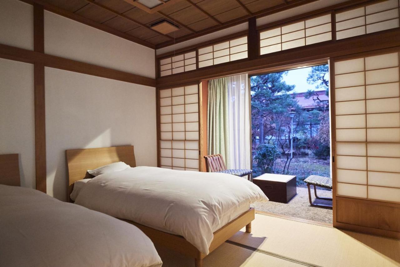 Takamiya Ryokan Sagiya Sansorai Kaminoyama Exterior photo